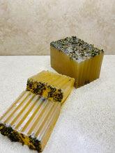 Load image into Gallery viewer, Brown Apatite Honey Lavender Bar
